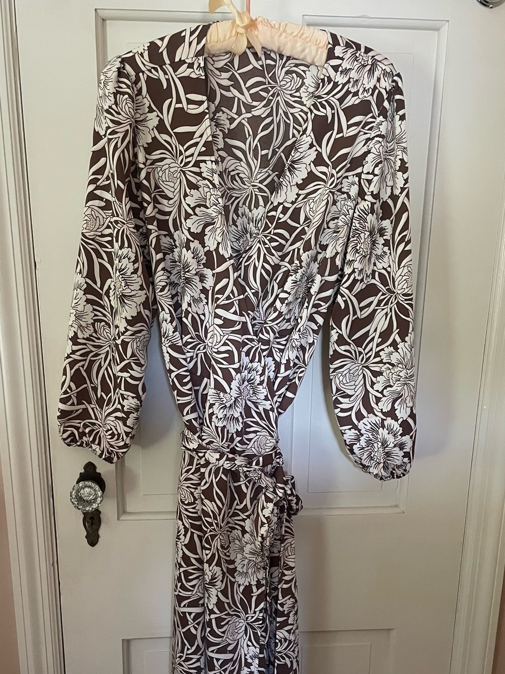 Women’s Loft Wrap Dress size Medium Midi-Taupe Brown- Ivory Pink Floral  EUC